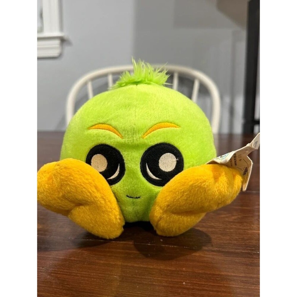 Vintage 2003 Neopets Green JubJub Plush Thinkway Toys #12738 w/ Hang Tag